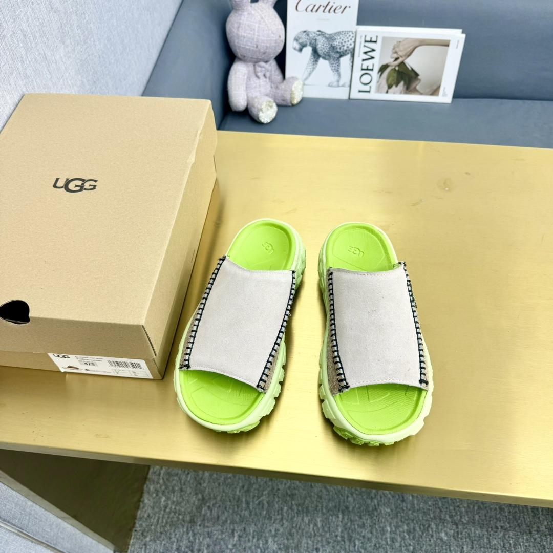 Ugg All Gender Venture Daze Slide - everydesigner