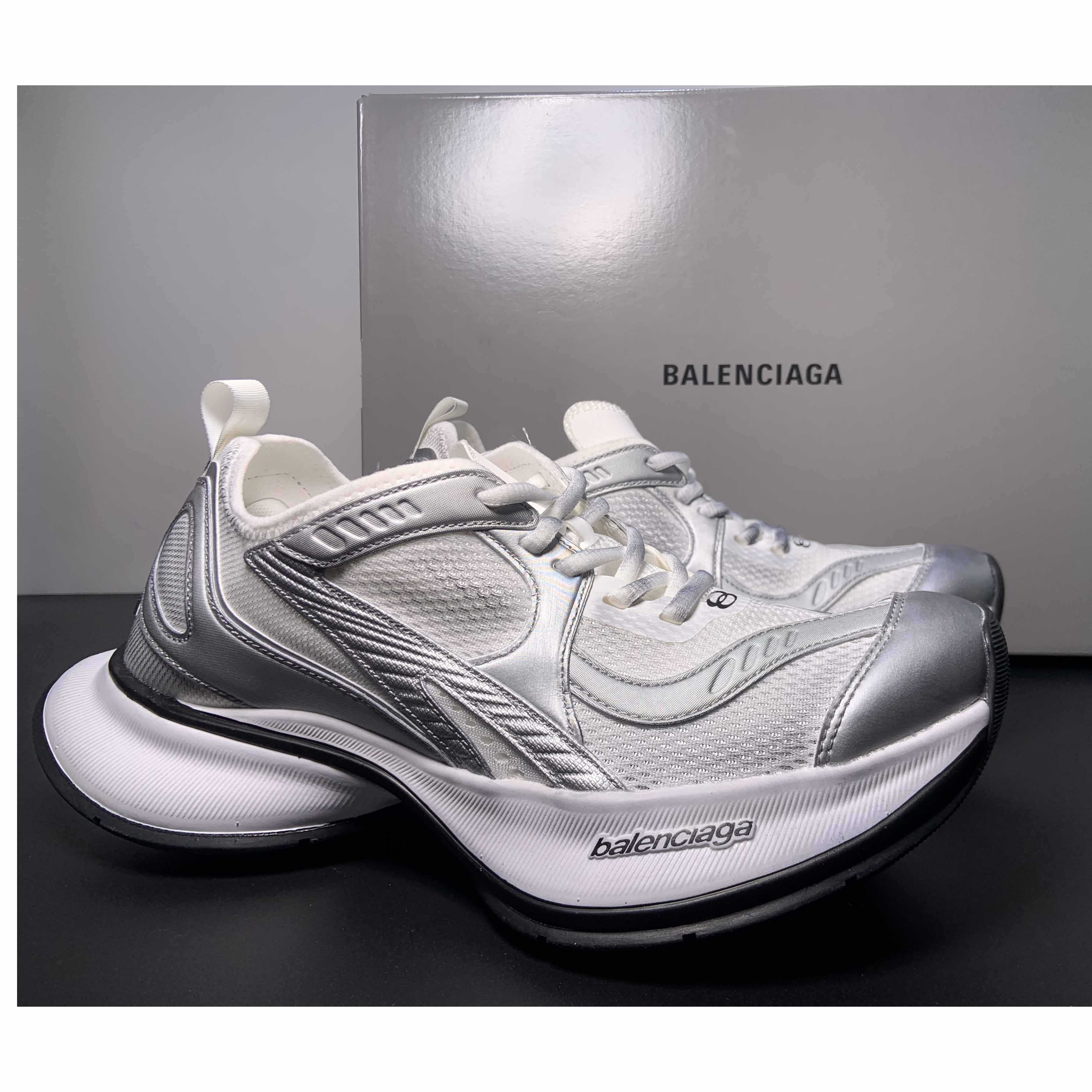 Balenciaga Circuit Sneaker In White And Silver  - everydesigner