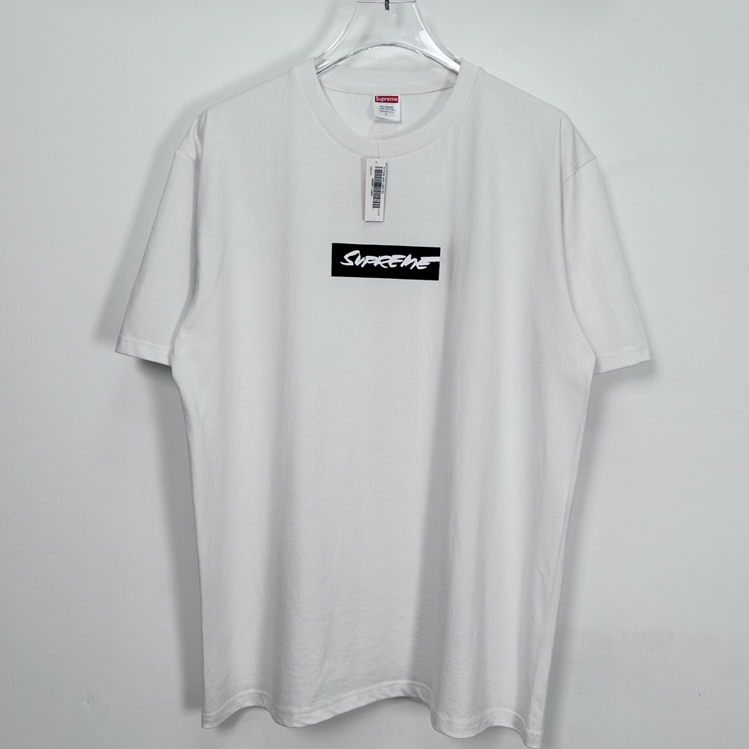 Supreme x Futura Box Logo Tee - everydesigner