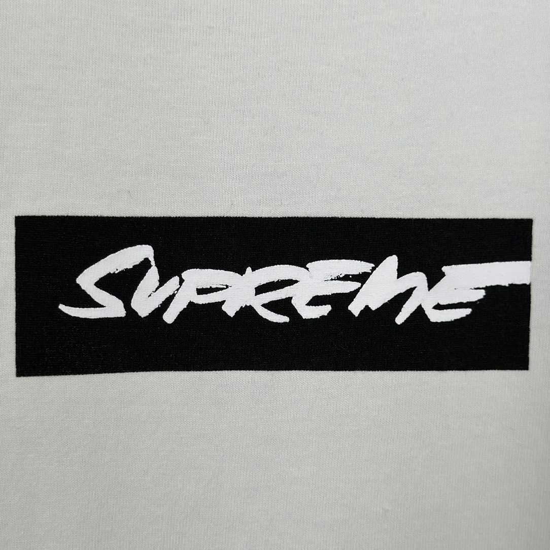 Supreme x Futura Box Logo Tee - everydesigner