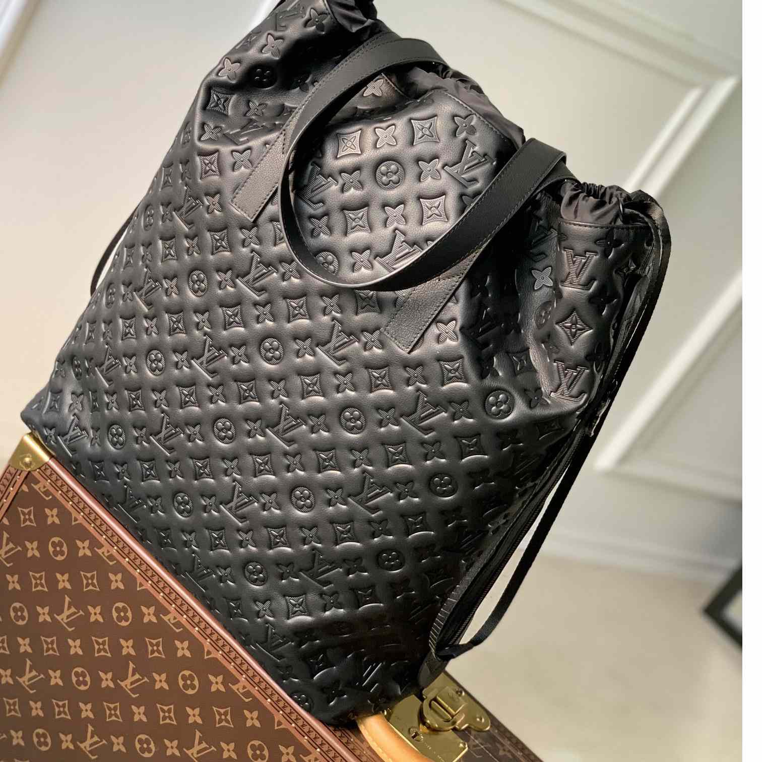 Louis Vuitton Helmet Bag   M46554 - everydesigner