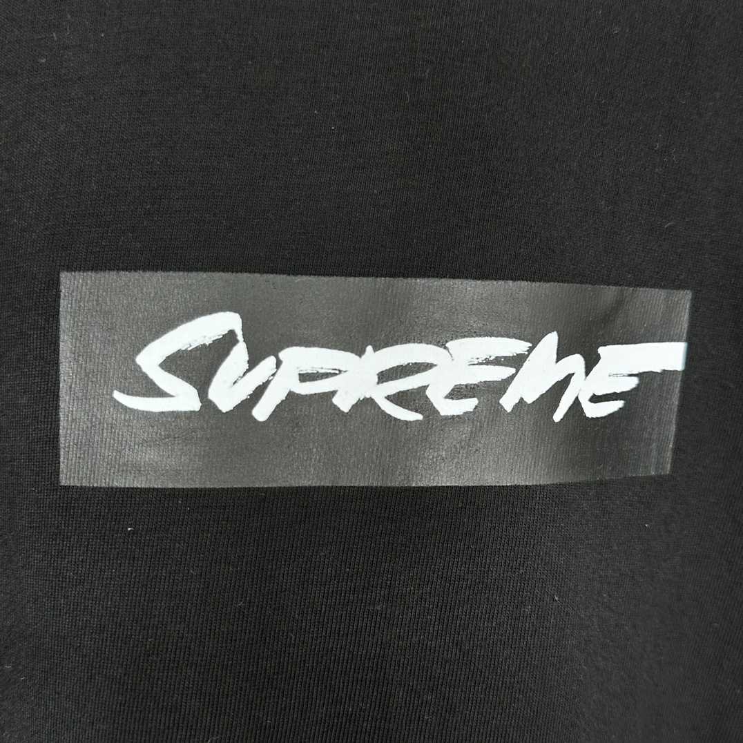 Supreme x Futura Box Logo Tee - everydesigner