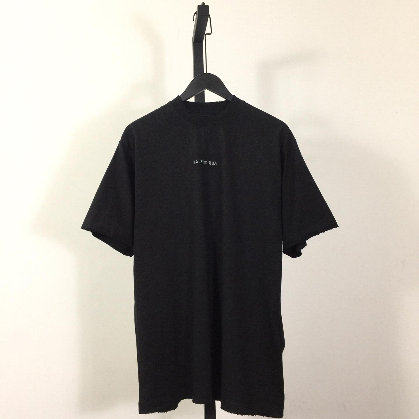 Balenciaga Back T-Shirt Medium Fit In Black - everydesigner