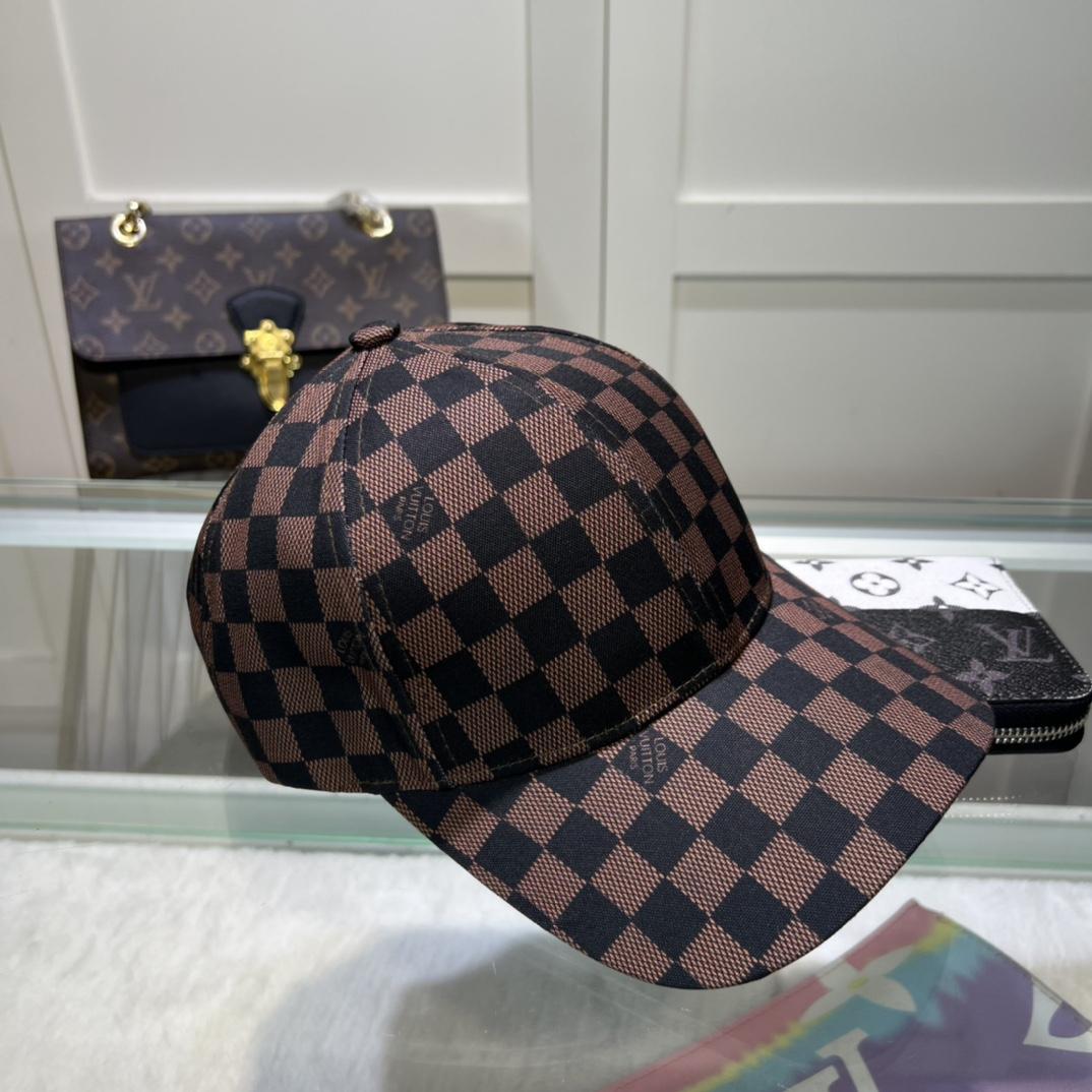 Louis Vuitton Cap - everydesigner