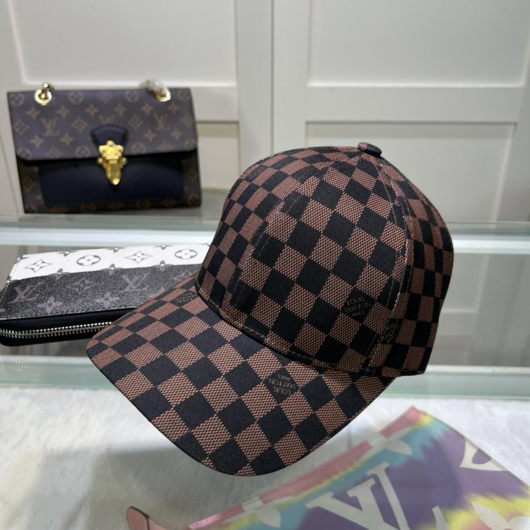 Louis Vuitton Cap - everydesigner