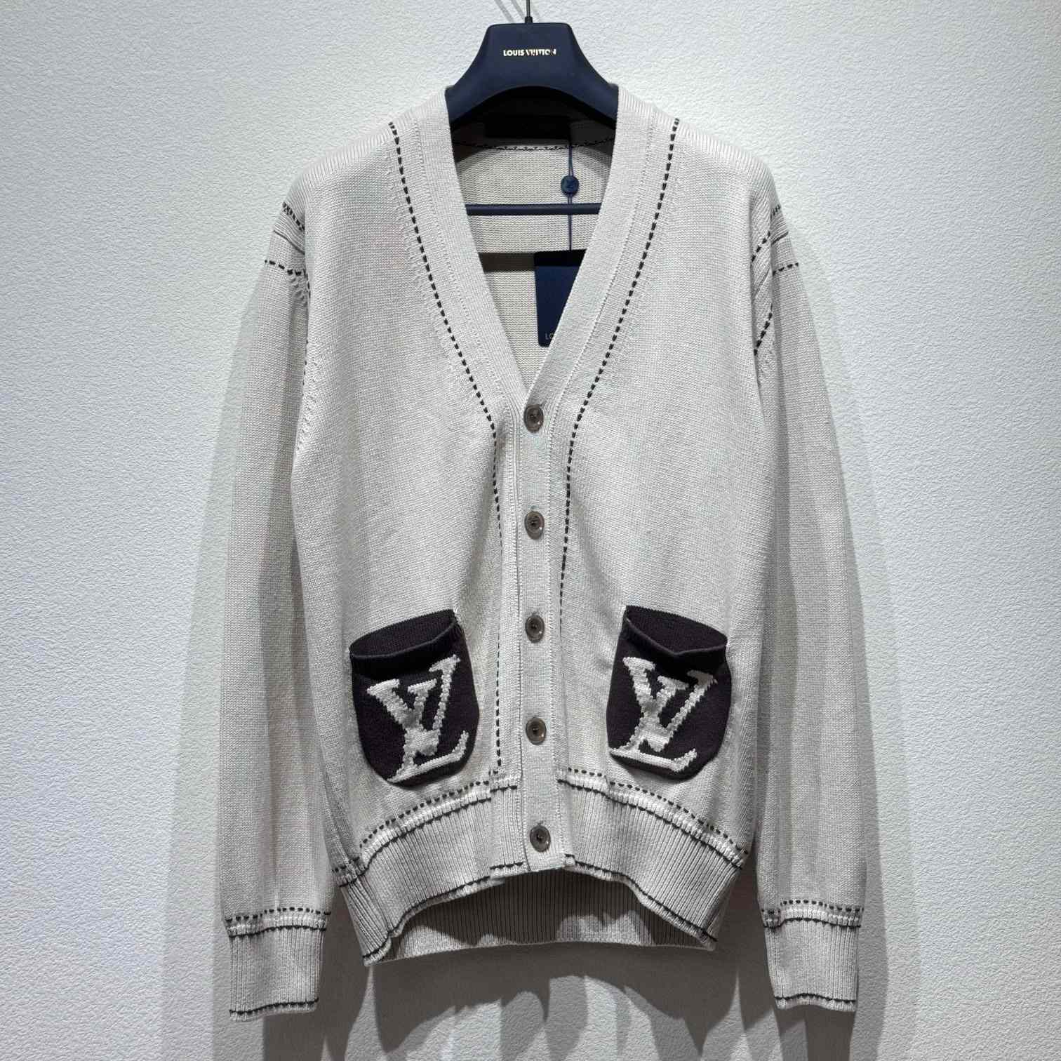 Louis Vuitton Cardigan - everydesigner