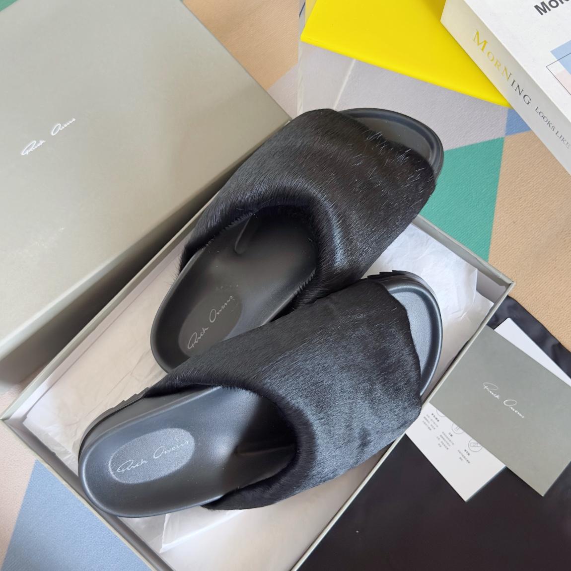 Rick Owens Slide In Black - everydesigner