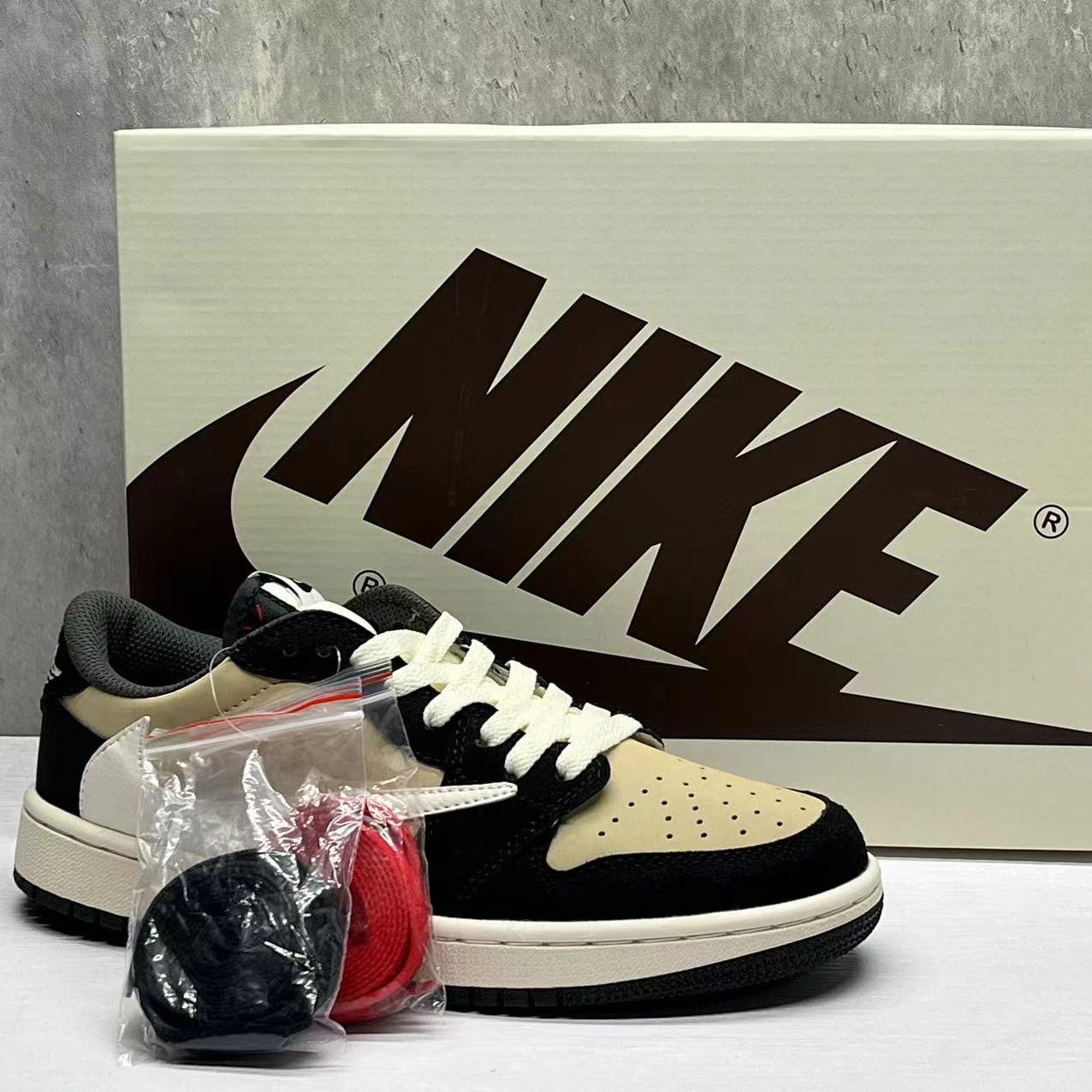 ​Travis Scott X Jordan 1 Low Sneaker   DM7866-201 - everydesigner