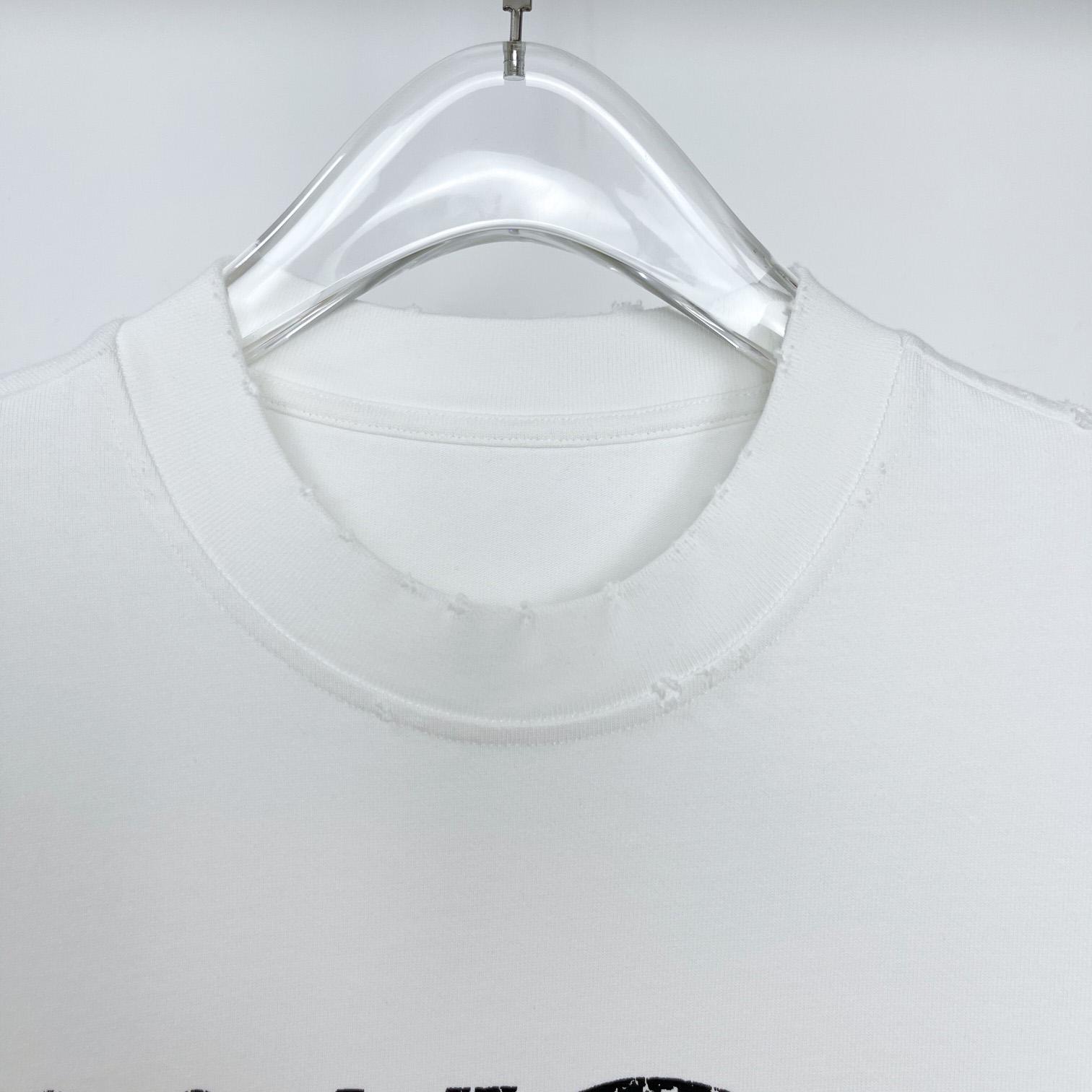 Maison Margiela Logo T-Shirt  - everydesigner