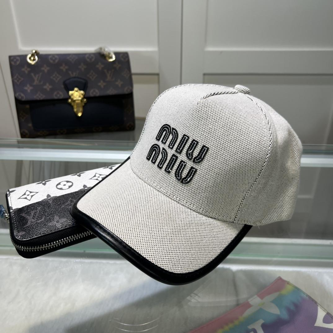 Miu Miu Baseball Cap - everydesigner