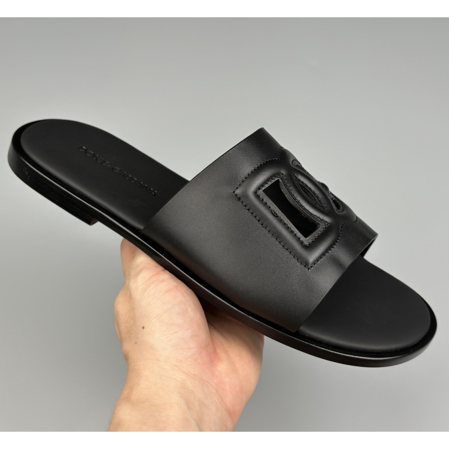 Dolce & Gabbana Calfskin sliders - everydesigner