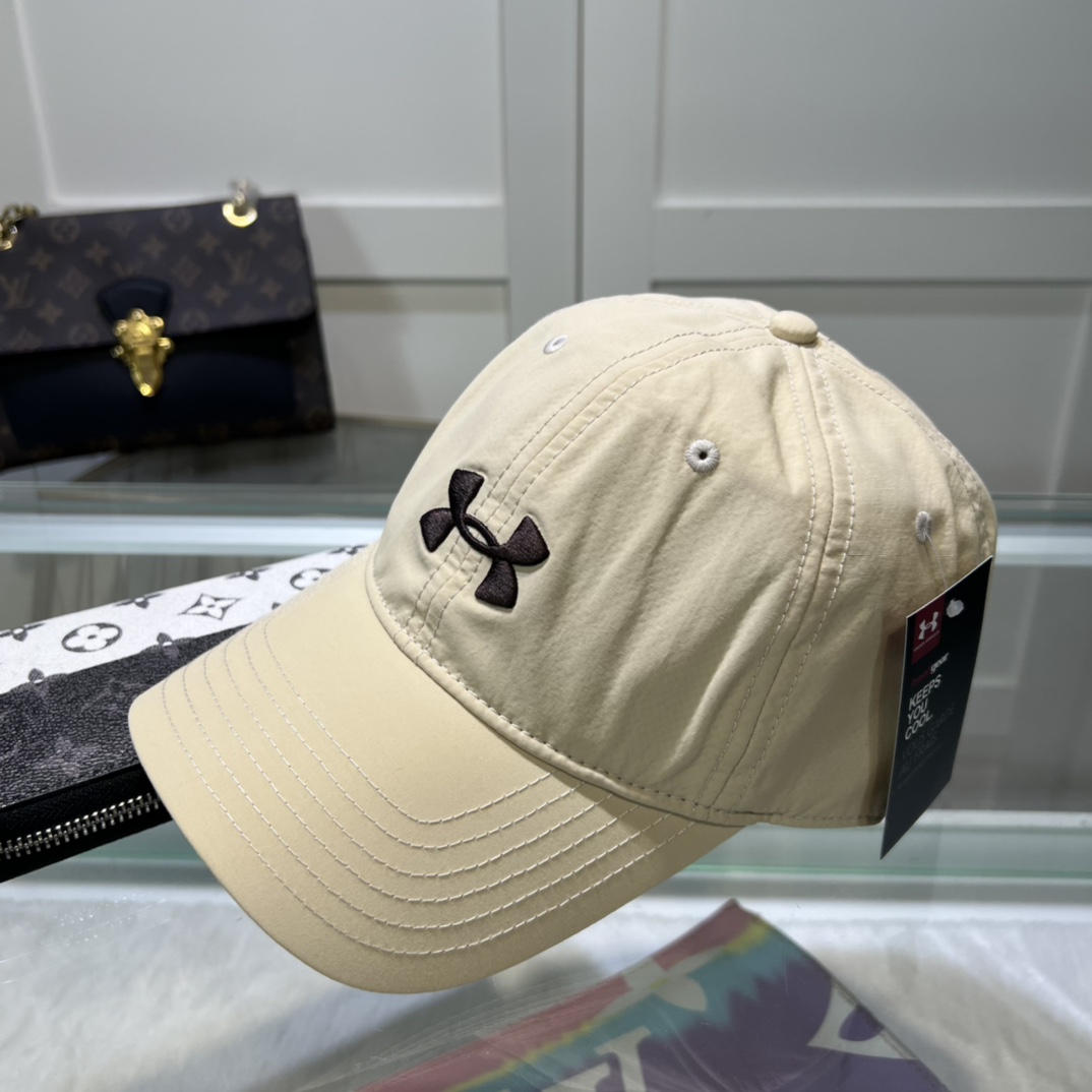 Under Armour Cap - everydesigner