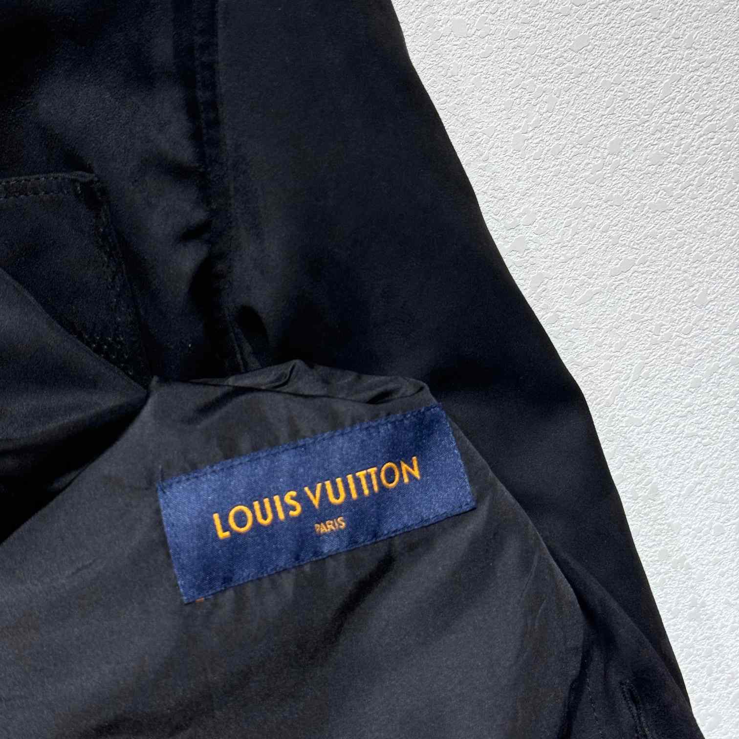 Louis Vuitton Long-Sleeved Suede Overshirt - everydesigner