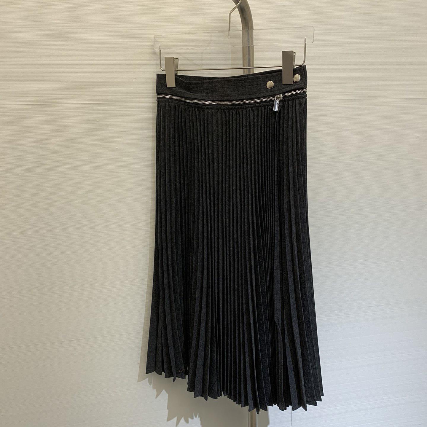 Burberry Pleated Wool Skirt - everydesigner