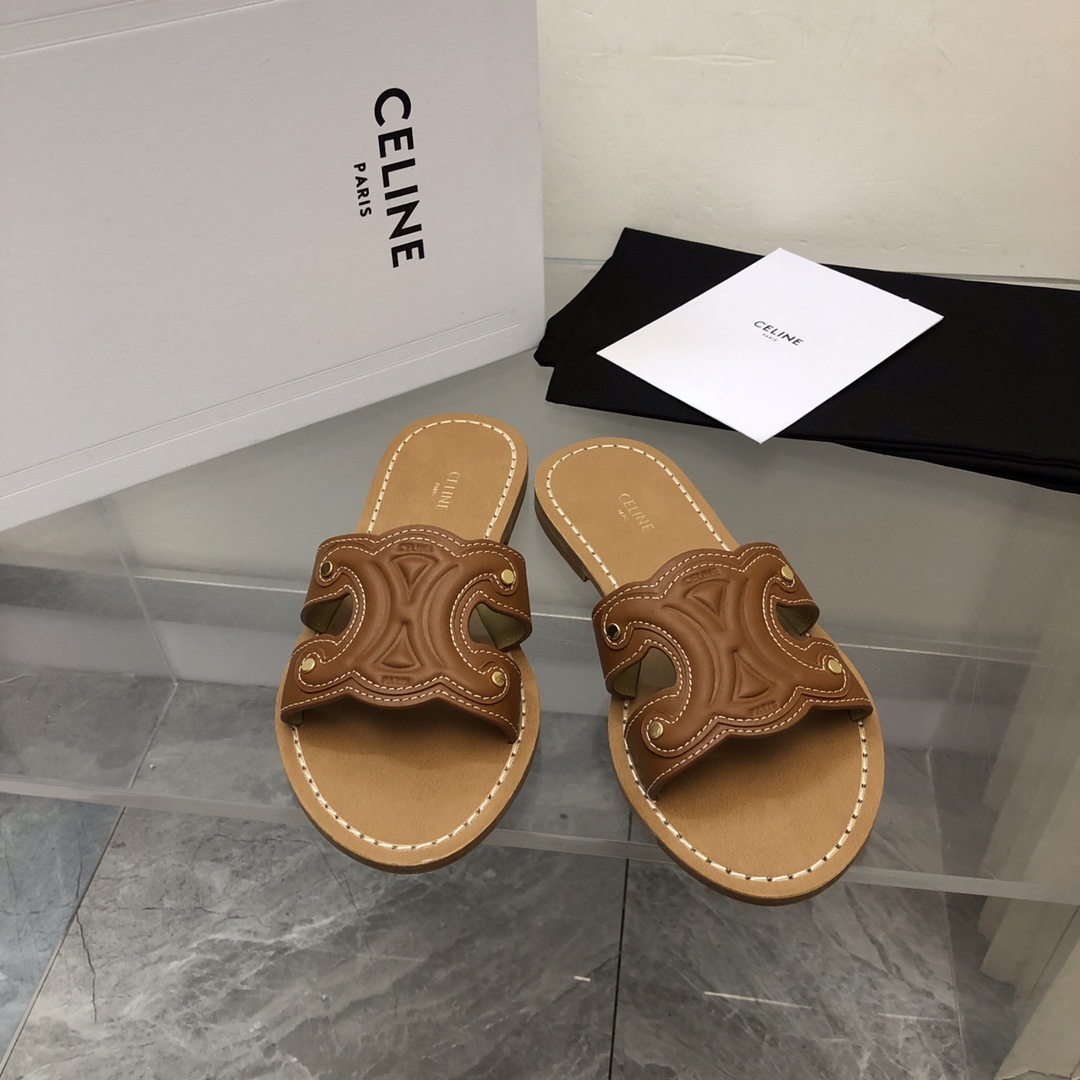 Celine Triomphe Mule In Calfskin Leather - everydesigner
