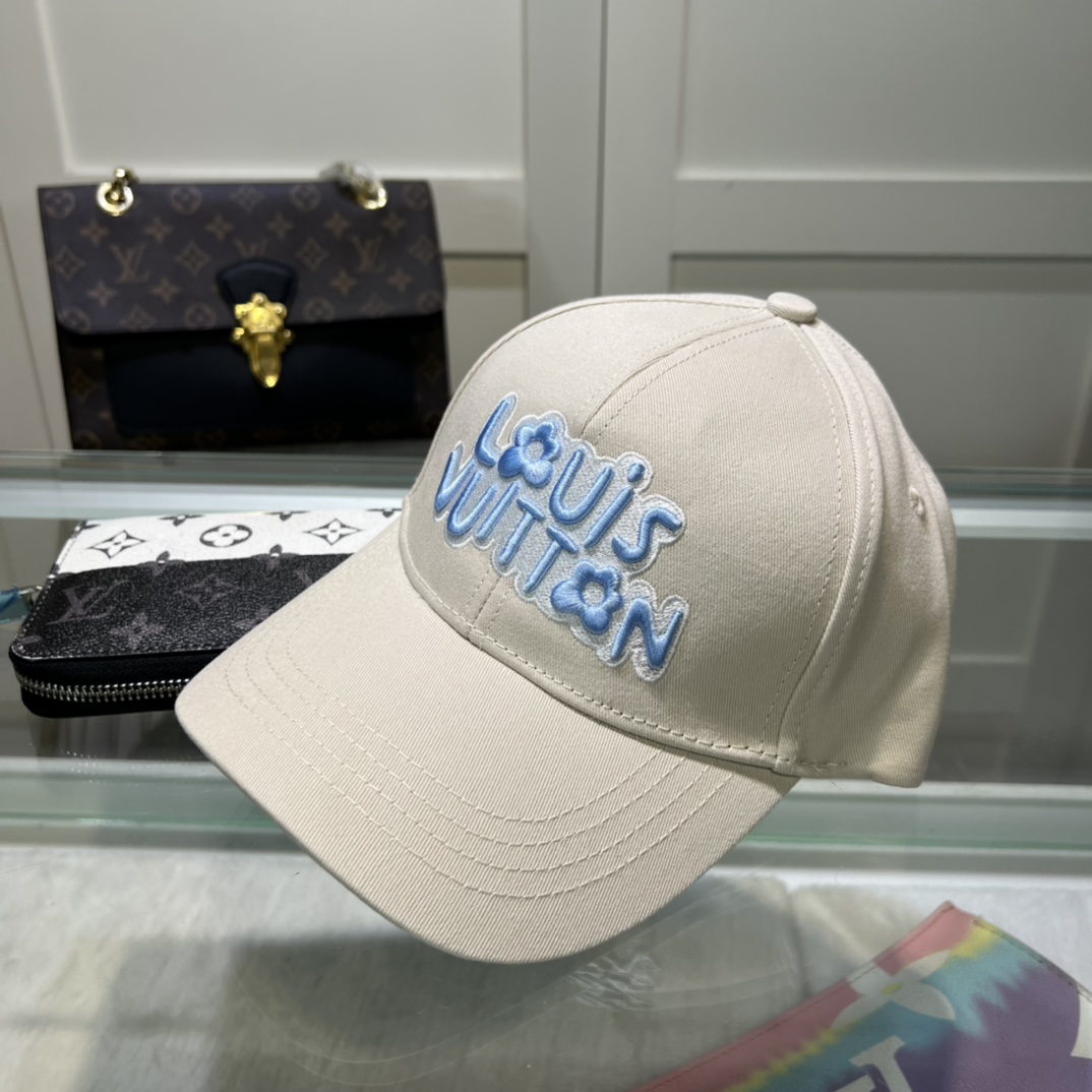 Louis Vuitton Cap - everydesigner