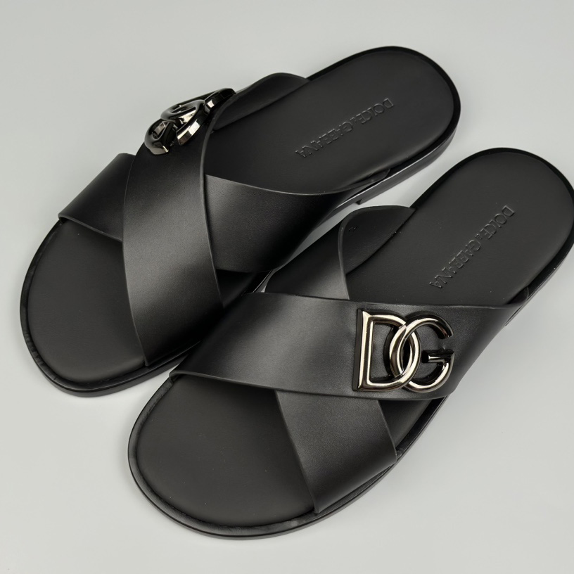 Dolce & Gabbana Logo-plaque Cross-over Leather Sandals - everydesigner