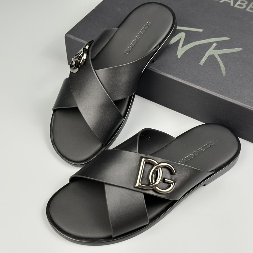 Dolce & Gabbana Logo-plaque Cross-over Leather Sandals - everydesigner