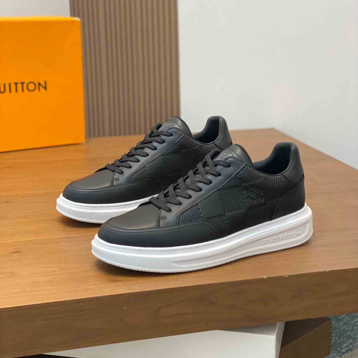 Louis Vuitton Beverly Hills Sneaker   1ACQGO - everydesigner