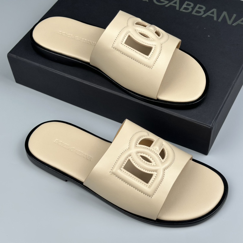 Dolce & Gabbana Calfskin sliders - everydesigner