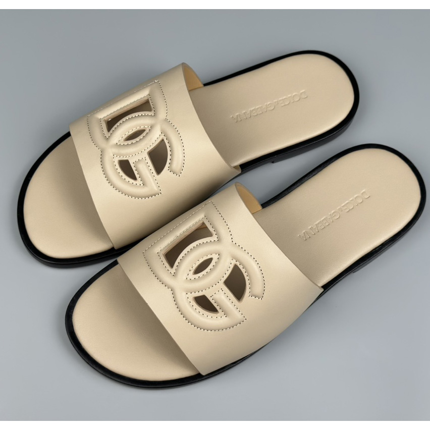 Dolce & Gabbana Calfskin sliders - everydesigner