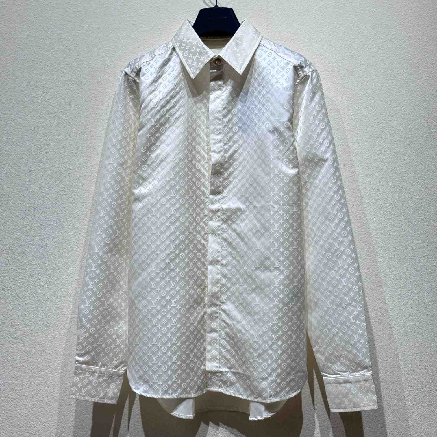 Louis Vuitton Monogram Long-Sleeved Silk Shirt   1AFJUD - everydesigner