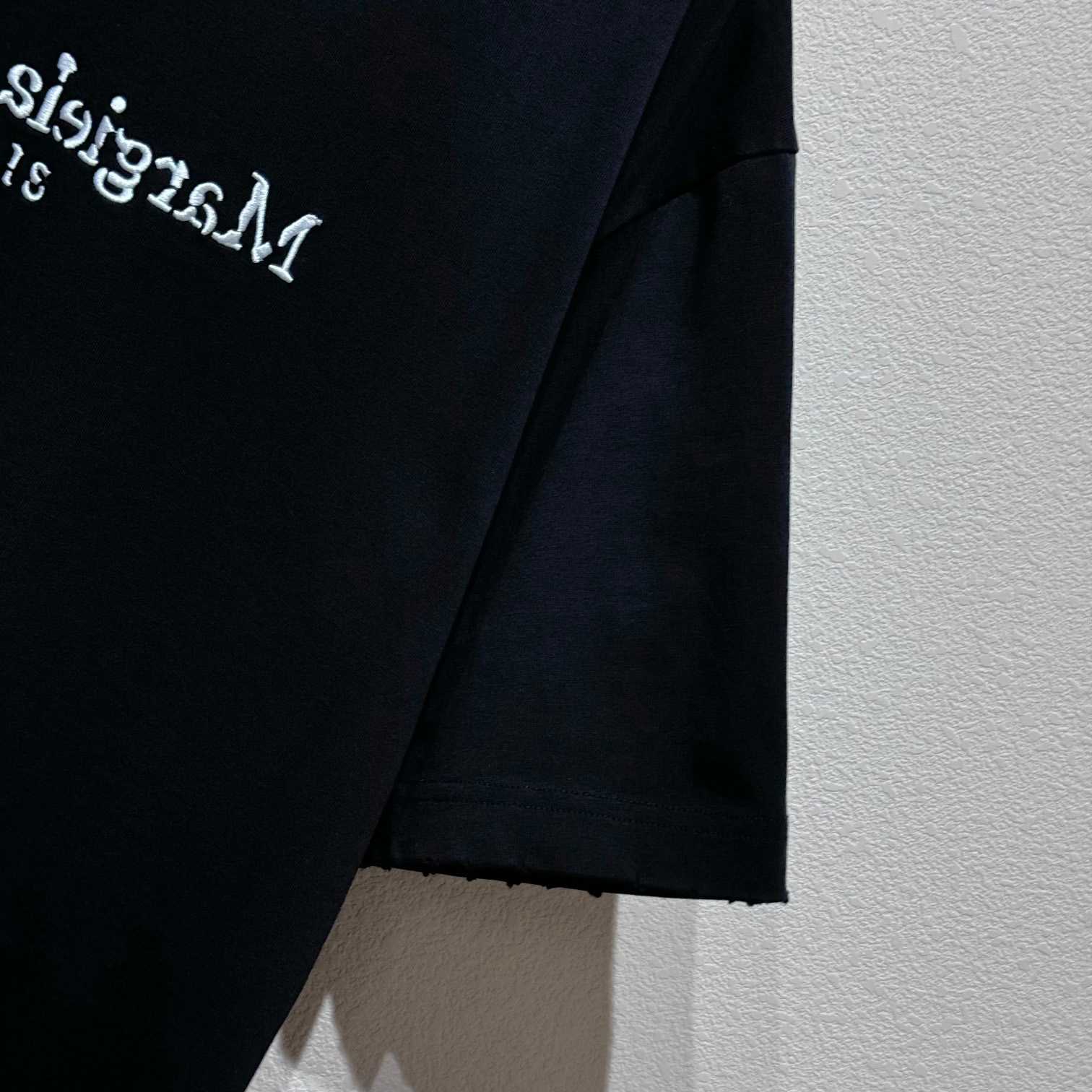 Maison Margiela Logo T-Shirt  - everydesigner