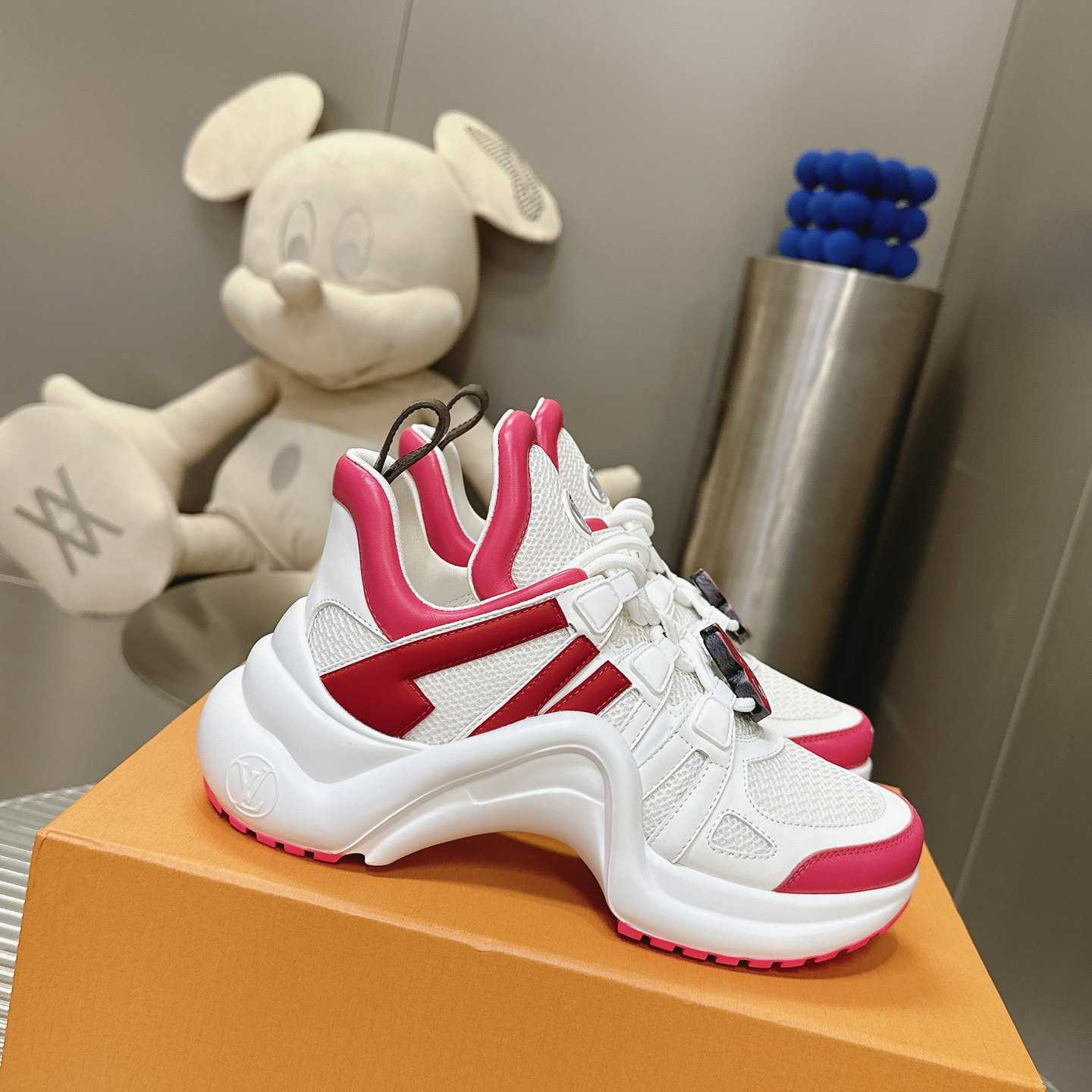 Louis Vuitton LV Archlight Sneaker    - everydesigner