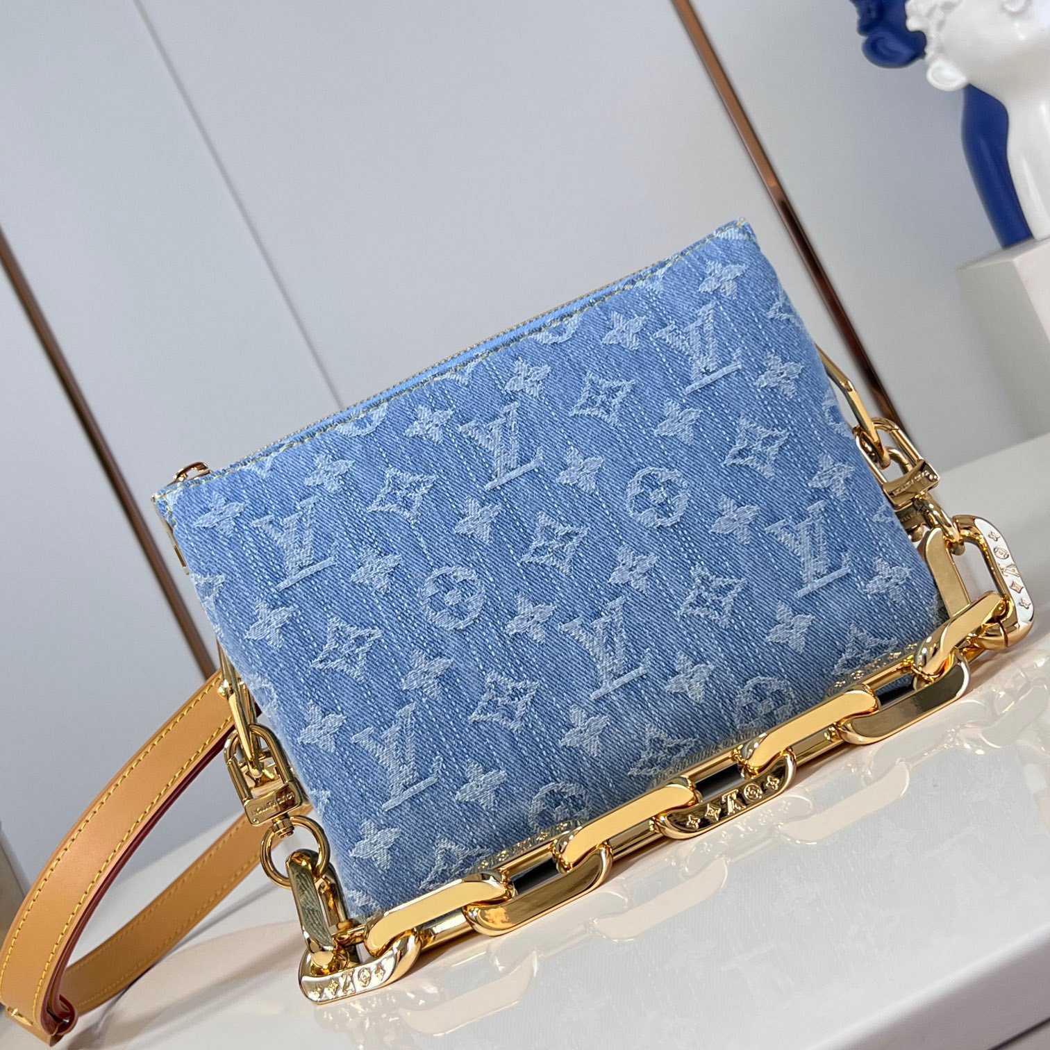 Louis Vuitton Coussin BB   M11401 - everydesigner