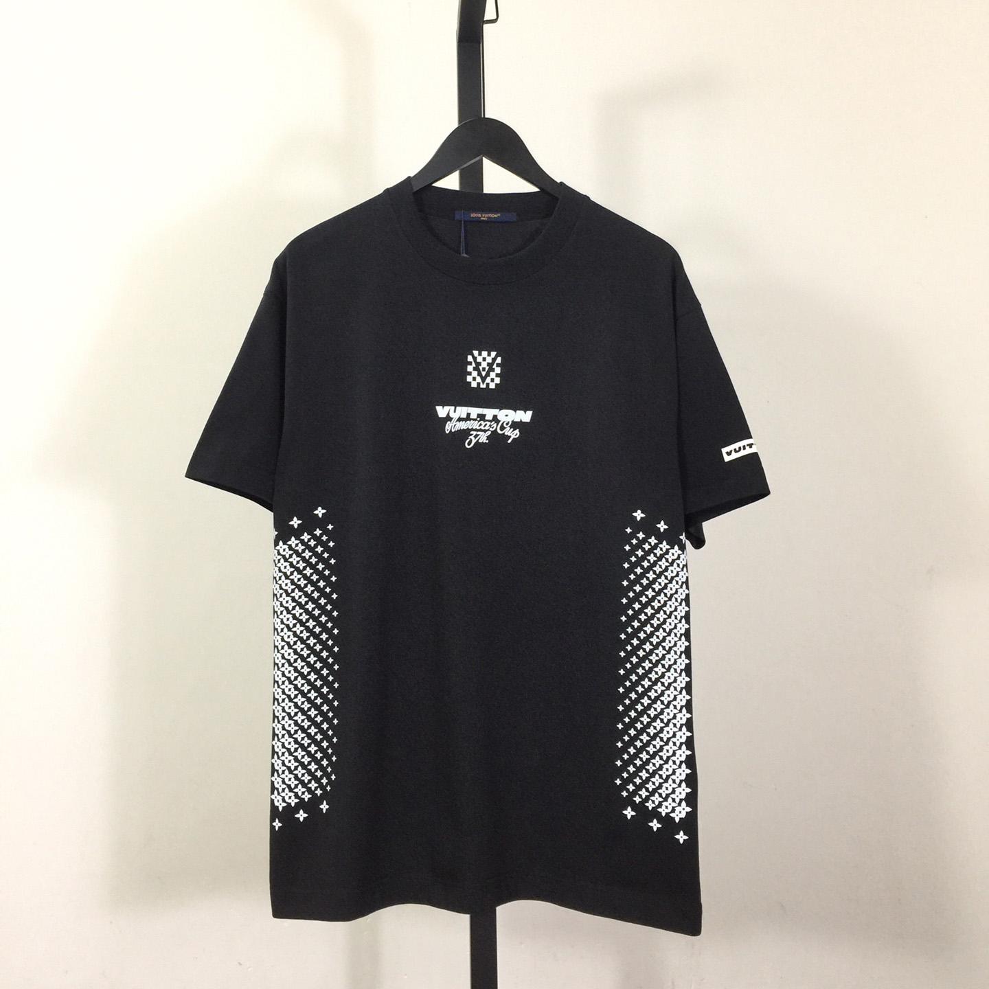 Louis Vuitton Cotton T-shirt - everydesigner