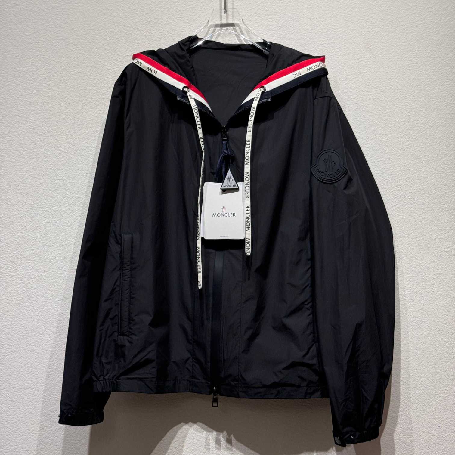 Moncler Windbreaker Type Hoodie Jacket - everydesigner