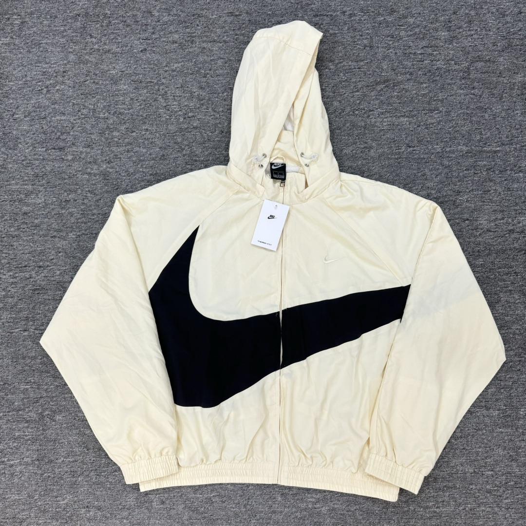 Nike Hooded Jacket - everydesigner