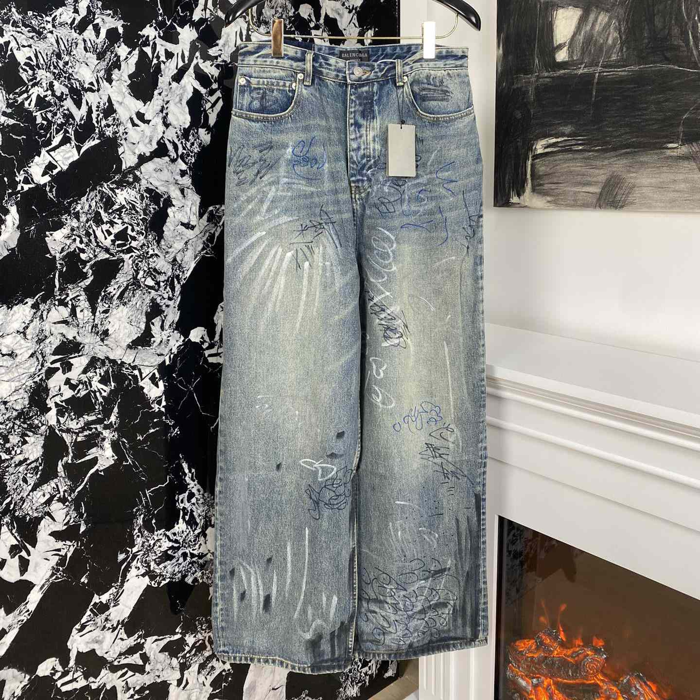 Balenciaga Graffiti Baggy Jeans - everydesigner