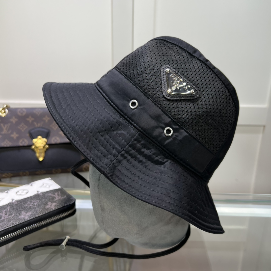 Prada Bucket Hat - everydesigner