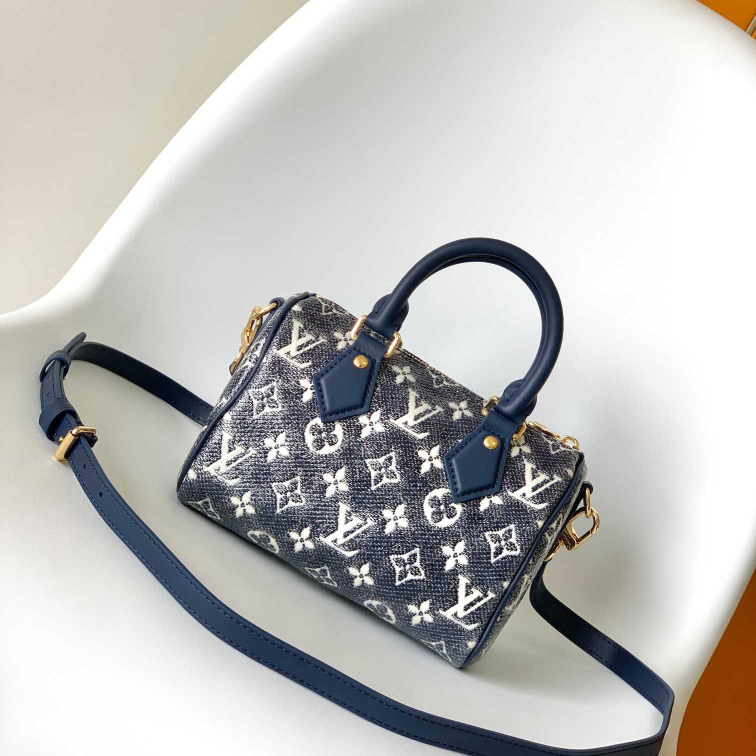 Louis Vuitton Speedy Bandoulière 20   M23069 - everydesigner