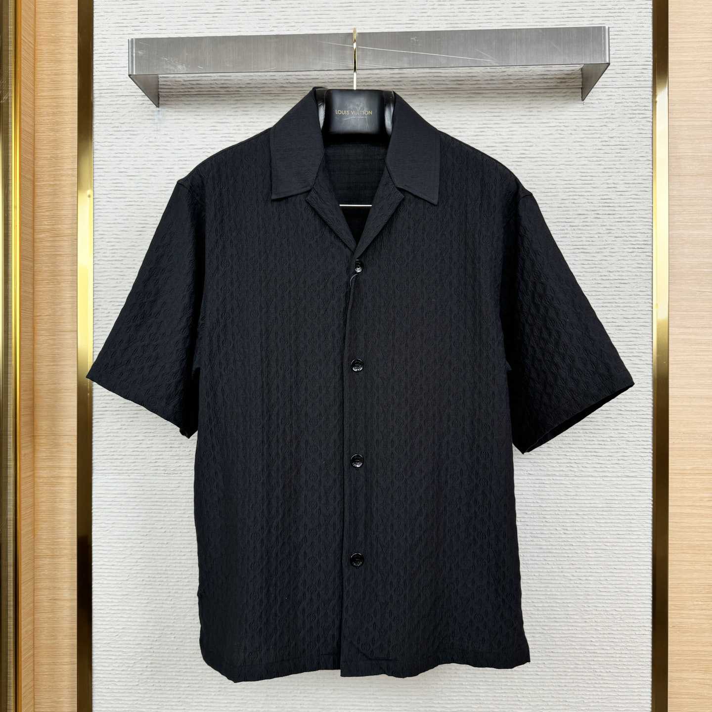 Louis Vuitton Short-Sleeved Shirt   - everydesigner