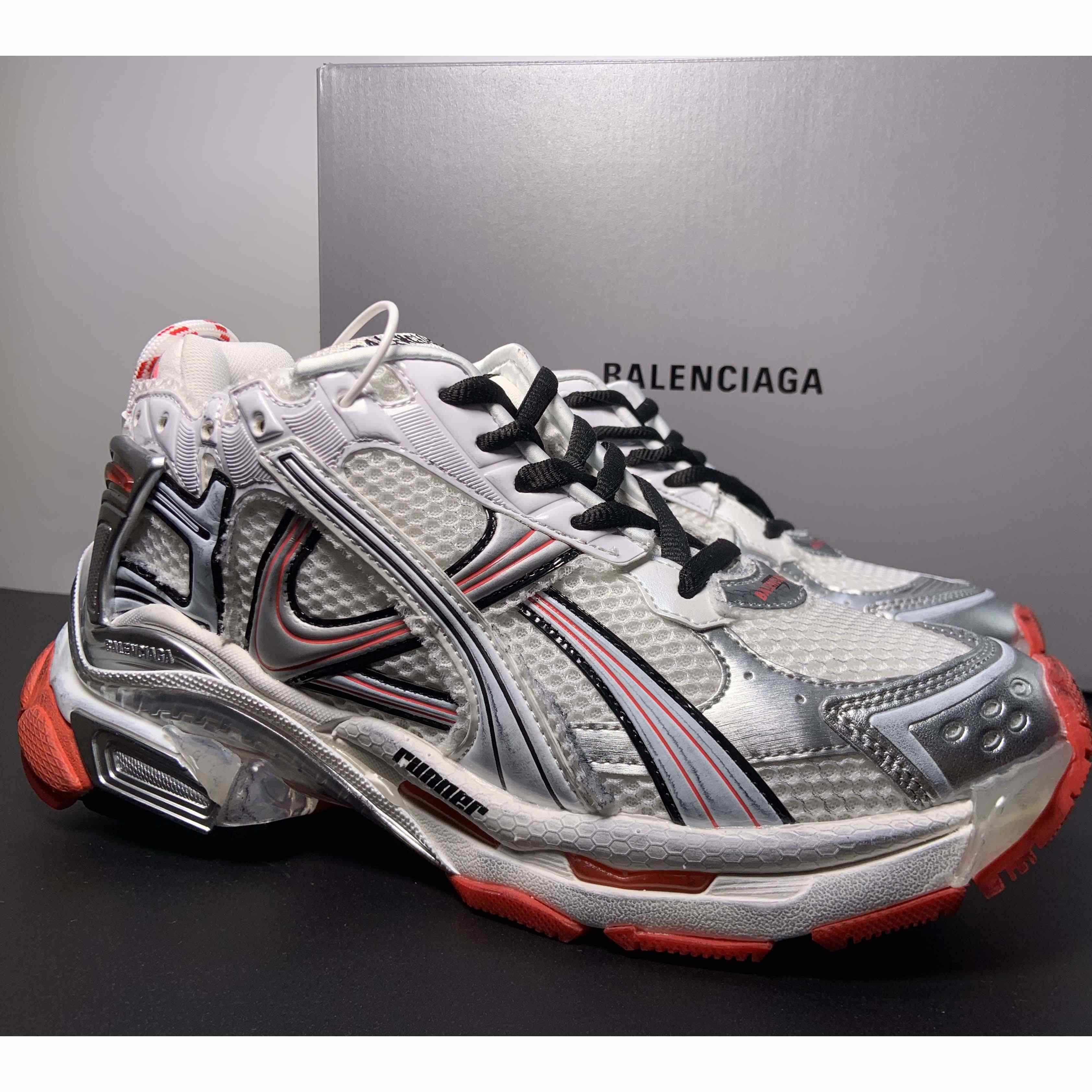 Balenciaga Runner Sneaker  - everydesigner