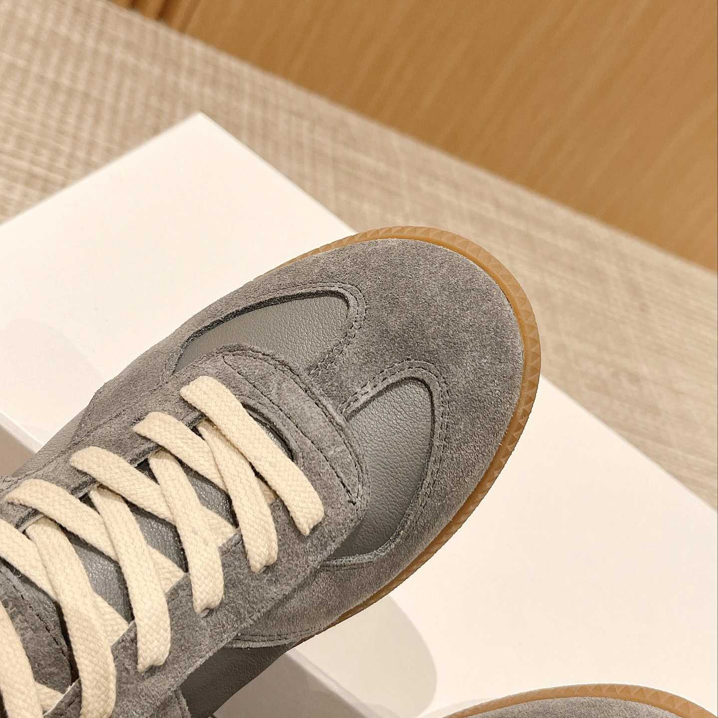 Maison Margiela Paint Replica Low-top Sneakers - everydesigner