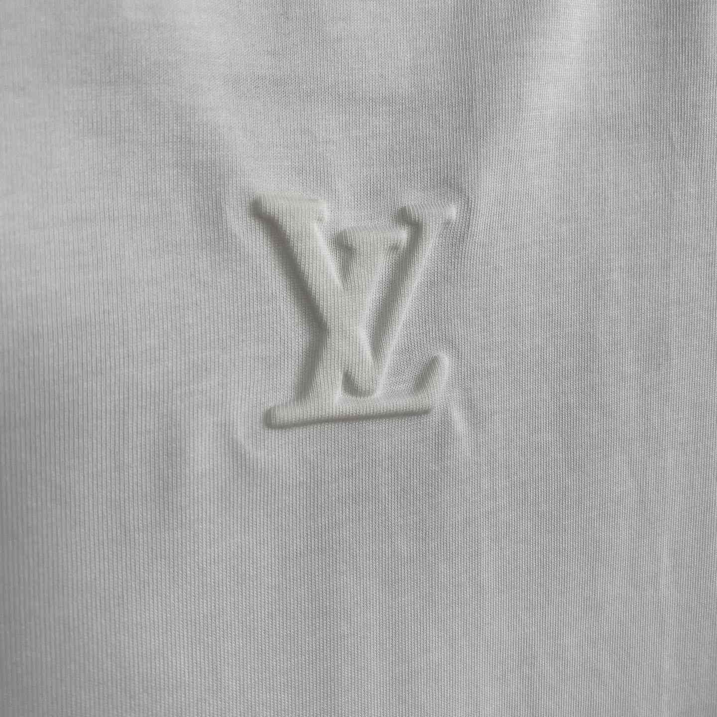 Louis Vuitton Cotton T-shirt - everydesigner