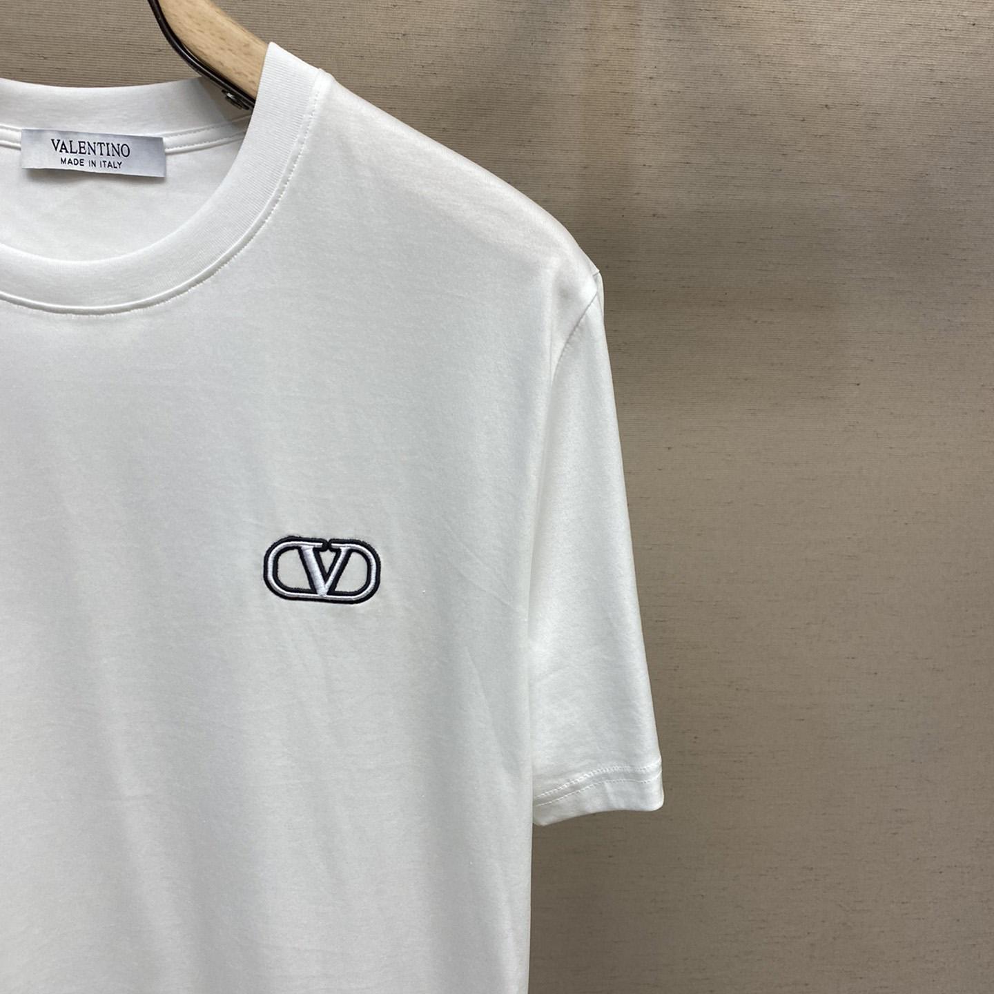  Valenti Cotton T-shirt with VLogo Signature Patch - everydesigner