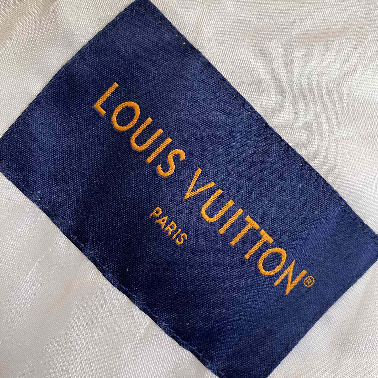 Louis Vuitton Mink Trucker Jacket   1AFXB7 - everydesigner