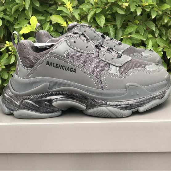 Balenciaga Triple S Sneaker  - everydesigner