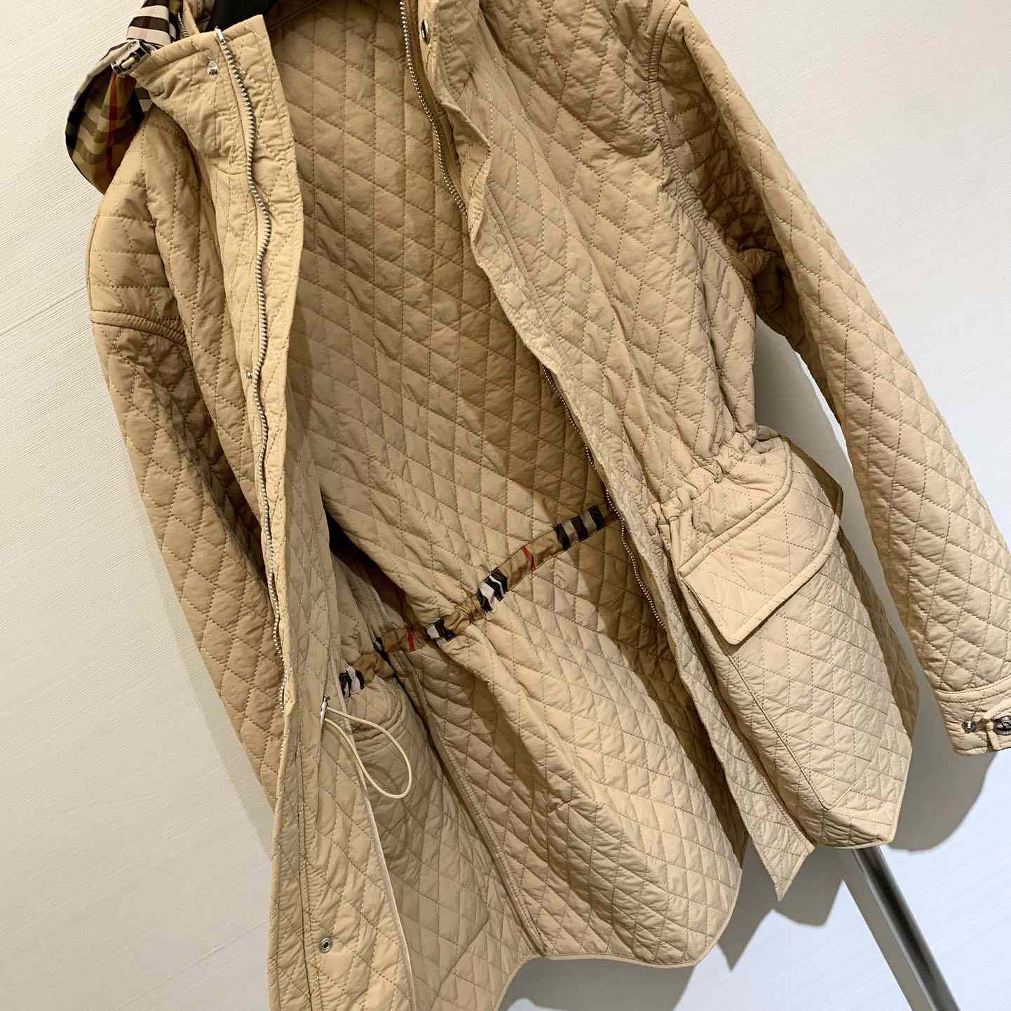 Burberry Check Hood Quilted Nylon Jacket - everydesigner