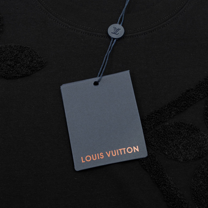 Louis Vuitton Cotton T-shirt - everydesigner