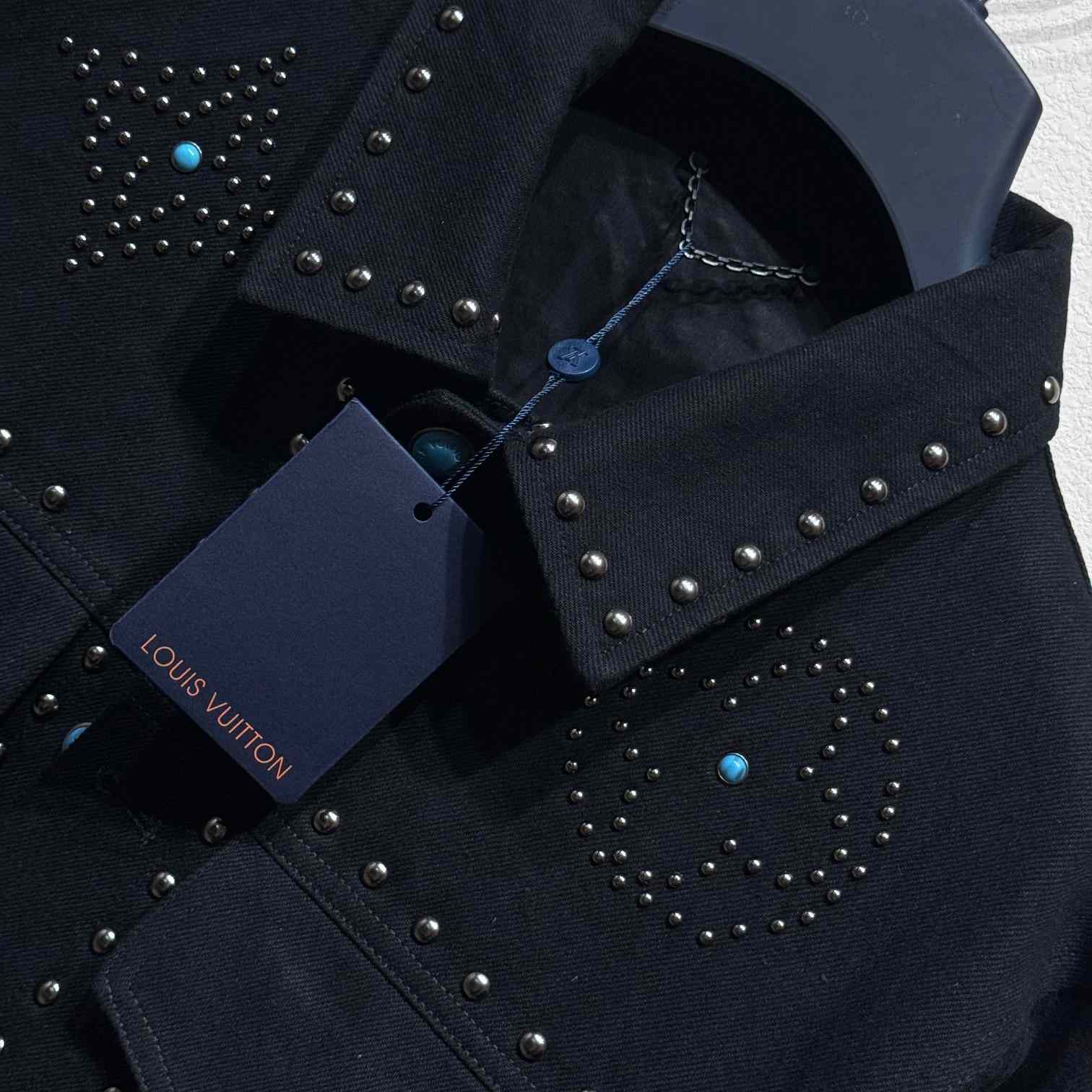 Louis Vuitton Embroidered Denim Jacket   1AFWX5 - everydesigner